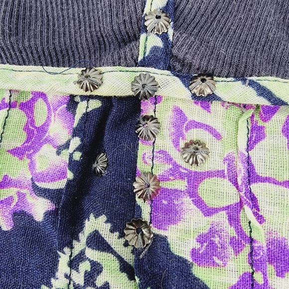 Free People Bohemian V Neck Tank Top Floral Print Spaghetti Strap 2 - Picture 4 of 6